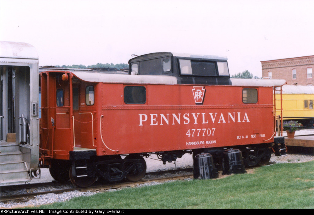 PRR Caboose #477707